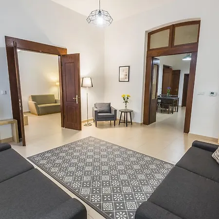 Apartment Bohemia Centre *